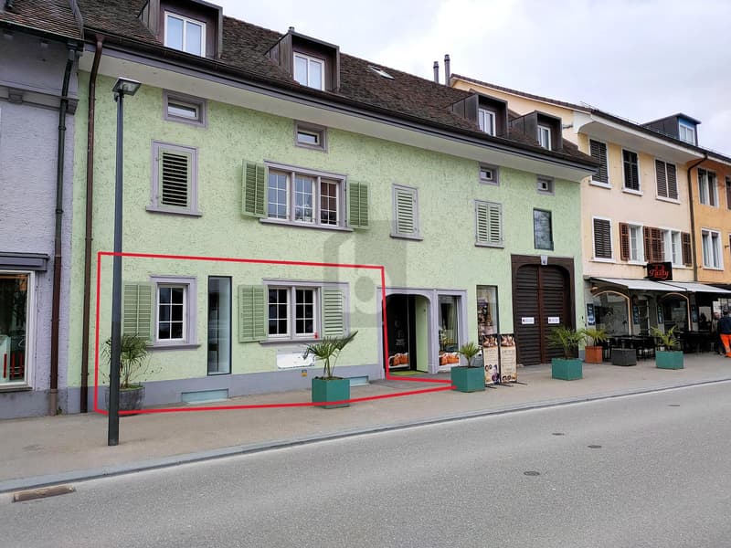 IDEAL FÜR COIFFEUR ODER KOSMETIK, ZENTRAL (3)