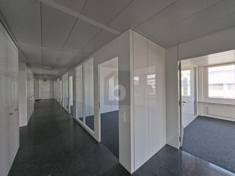 FLEXIBLE BÜROFLÄCHE MIT BESTER INFRASTRUKTUR (3)
