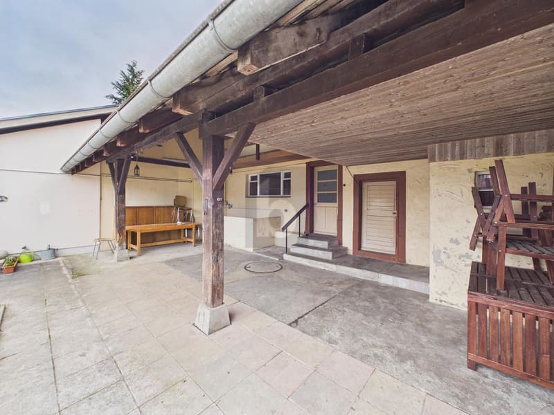 VIEL PLATZ - MIT SCHEUNE UND GROSSEM GARTEN! (3)