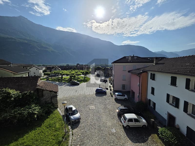 IN POSIZIONE CENTRALE E SOLEGGIATA (2)