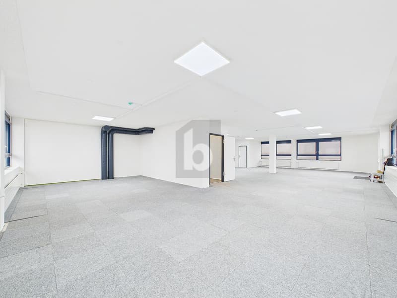 HELLER SHOWROOM AN TOP LAGE (2)