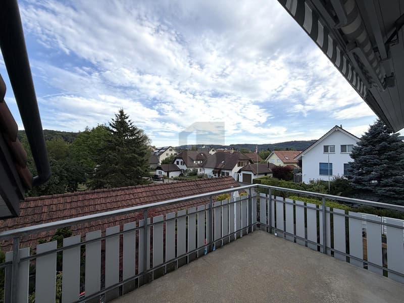RUHIG MIT SCHÖNER AUSSICHT (1)
