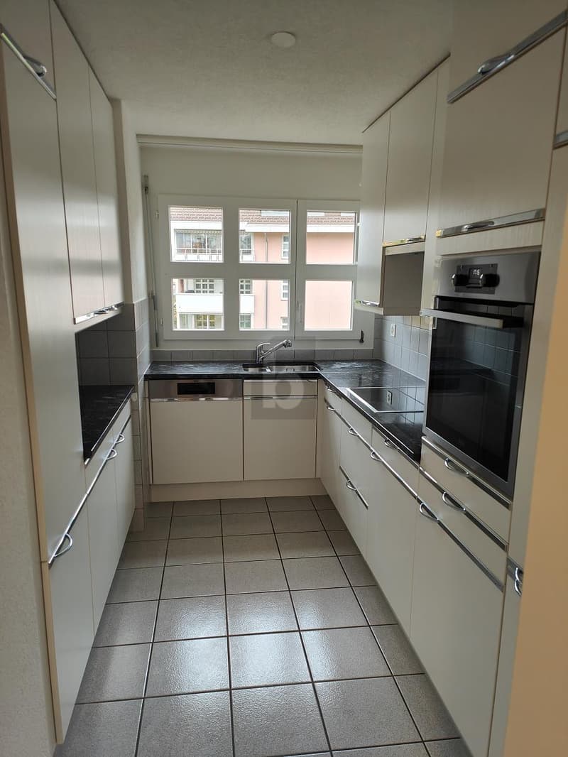 FAMILIENFREUNDLICH MIT GROSSEM BALKON (2)