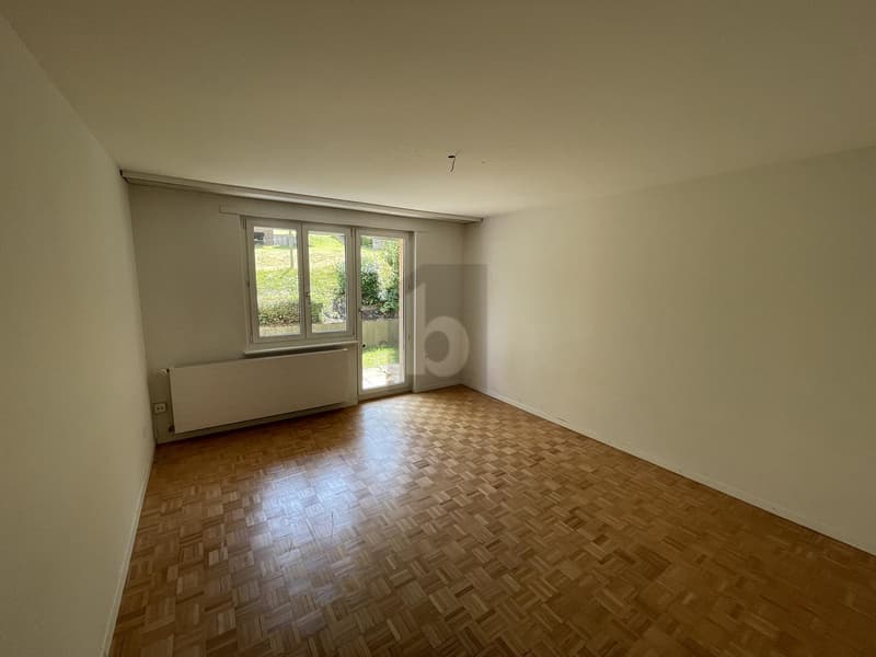 PRAKTISCH, MIT BLICK INS GRÜNE (4)