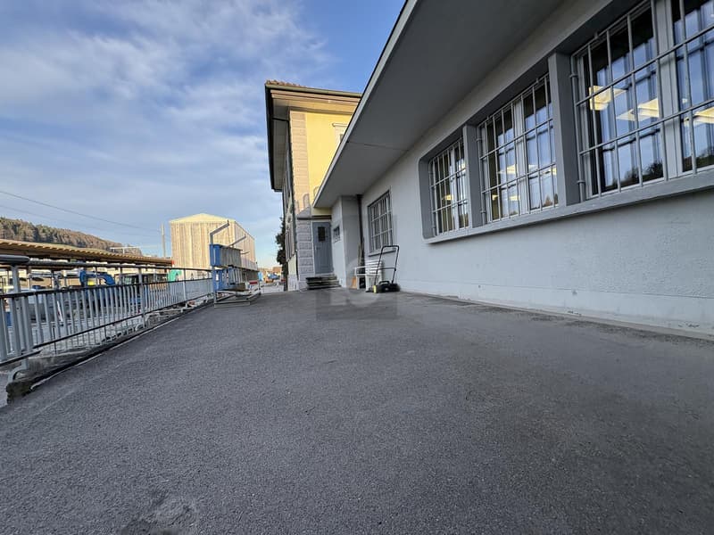 LICHTDURCHFLUTET MIT TOP ERREICHBARKEIT (4)
