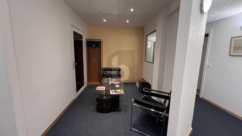 ESPACE DE BUREAUX INTEMPORELS ET PROCHE DU CENTRE (5)
