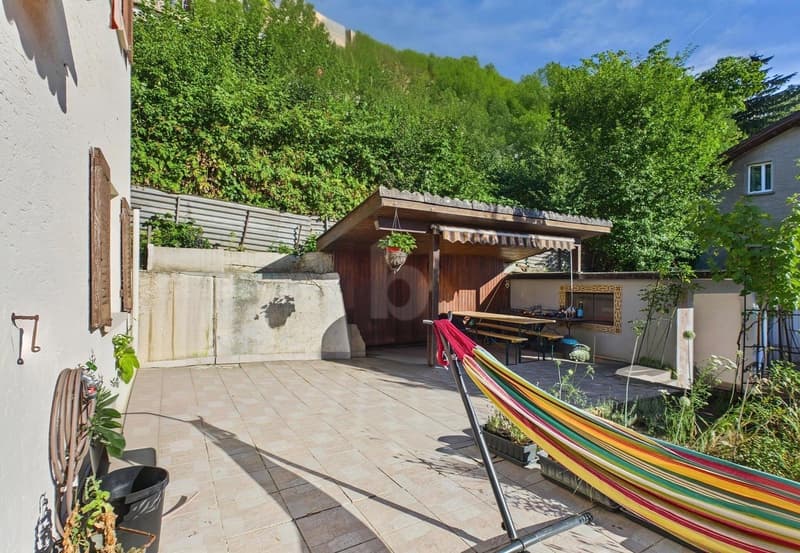 IN RUHIGEM STADTVIERTEL MIT SONNIGER TERRASSE! (4)