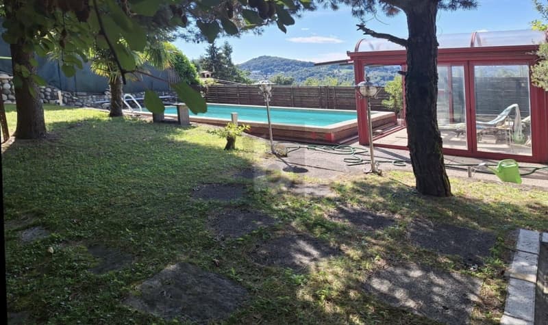 CON GIARDINO ,PISCINA E SAUNA (3)
