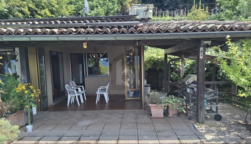 CON GIARDINO ,PISCINA E SAUNA (2)