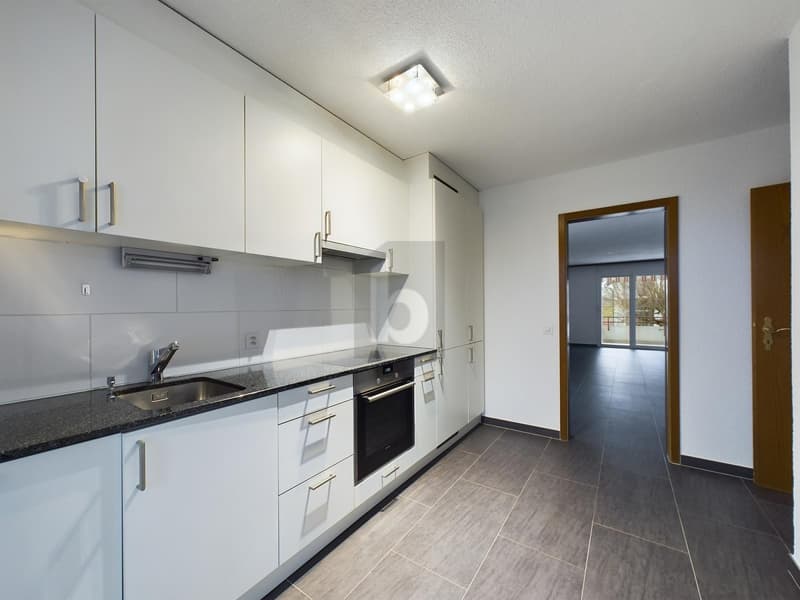 MODERN, KOMFORTABEL UND MIT GEMÜTLICHEM BALKON (2)