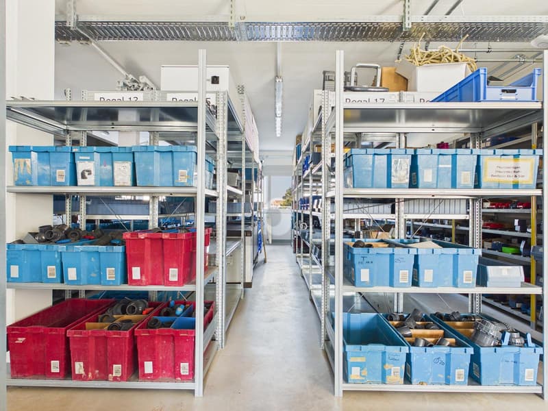 MODERNE WERKSTATT FÜR FLEXIBLE NUTZUNG (2)