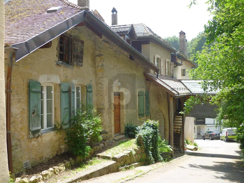 CHARME DE L'ANCIEN AVEC CACHET (1)