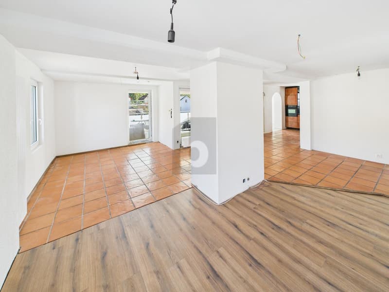 FRISCH SANIERT MIT GROSSEM BALKON (3)