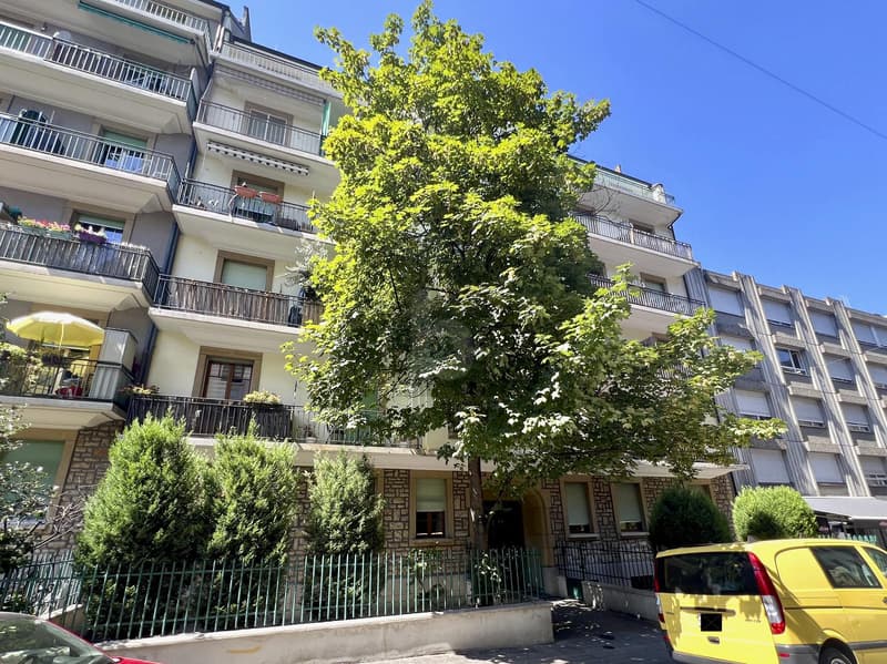 CHARMANT MEUBLÉ CENTRAL POUR COUPLE OU FAMILLE (2)