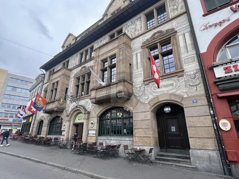 VIEL POTENZIAL DIREKT AM BARFÜSSERPLATZ (1)