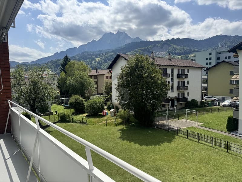HELLE, MODERNE RÄUME MIT SCHÖNER AUSSICHT (1)
