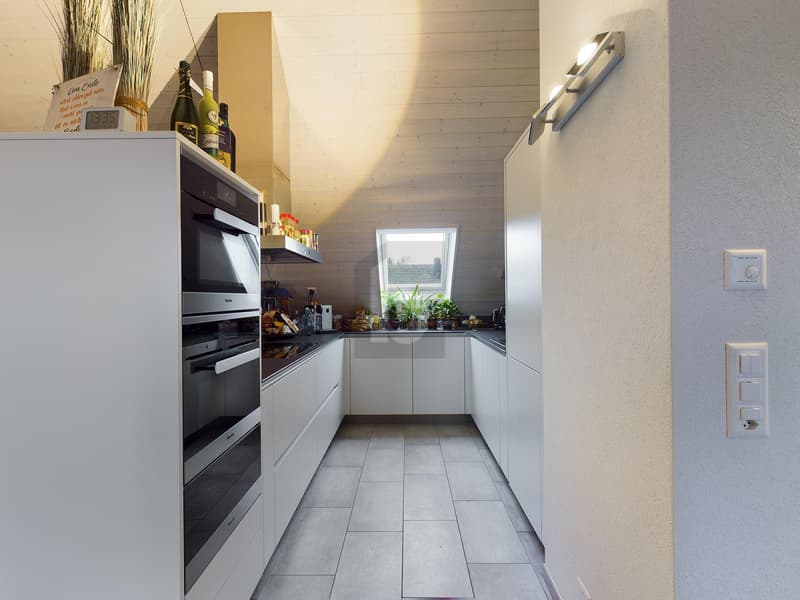 PREMIUM-WOHNEN MIT LOFT-CHARAKTER UND LIFTZUGANG (2)