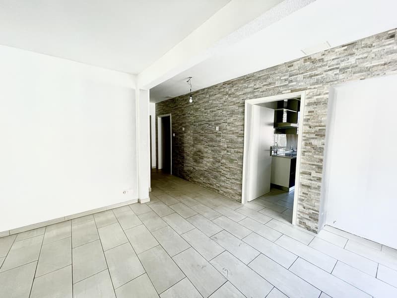 CASA DA 4 APPARTAMENTI INTERESSANTE (3)