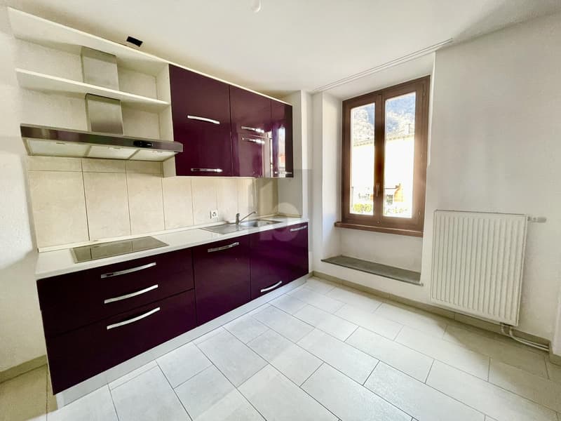 CASA DA 4 APPARTAMENTI INTERESSANTE (4)