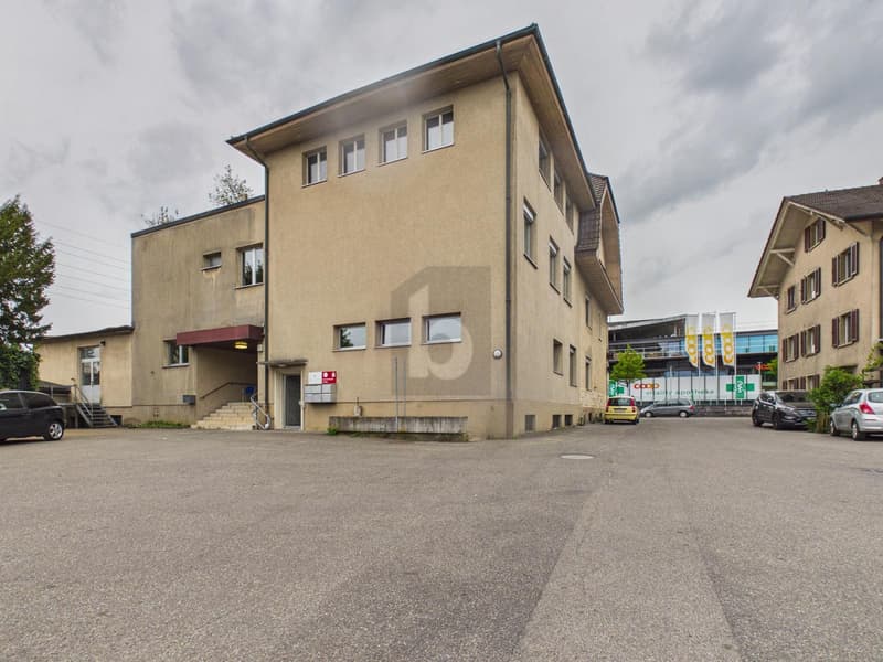 GROSSRÄUMIG VIELSEITIG NUTZBAR! (5)