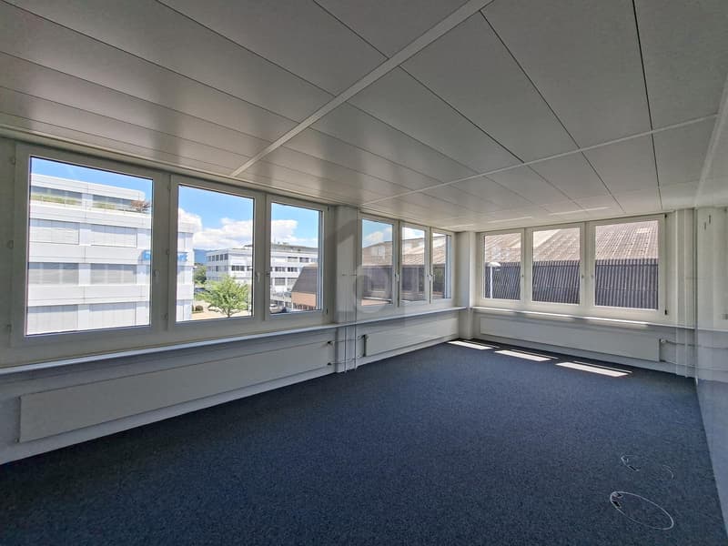 FLEXIBLE BÜROFLÄCHEN AUF MEHREREN ETAGEN (2)