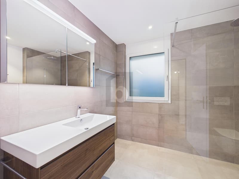 MODERN MIT PRIVATEM SITZPLATZ (5)