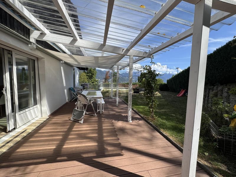 SPACIEUX, JARDIN ET VUE LAC EXCEPTIONNELLE (2)