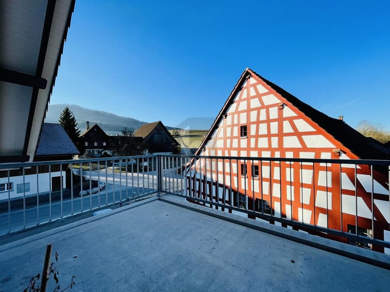 CHARMANT, GROSSZÜGIG UND MIT GALERIE (2)