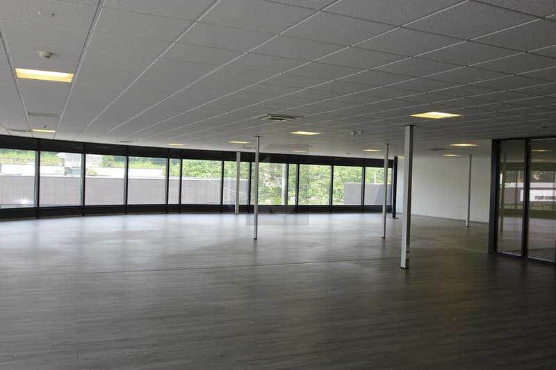 ESPACE DE BUEAU MODERNE (1)