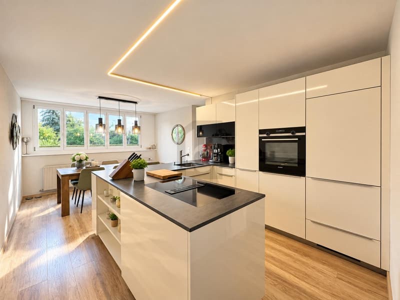 MODERN & FAMILIENFREUNDLICH MIT GROSSEM SITZPLATZ (3)