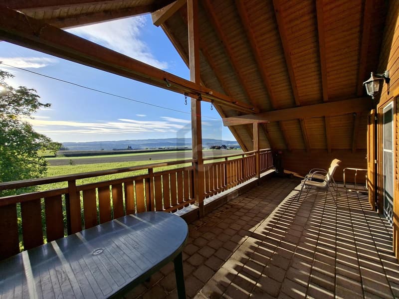 BEFRISTET, IDYLLISCHES LANDLEBEN MIT TOLLEM BALKON (2)