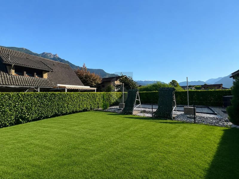 EXCEPTIONNELLE, JACUZZI ET ÉQUIPEMENTS PREMIUM (2)