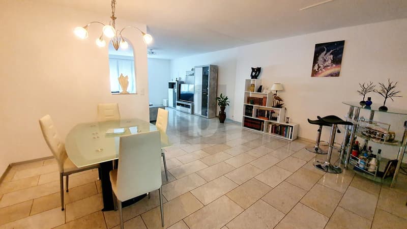 IMMEUBLE MIXTE DE RENDEMENT À 5,7 % (3)