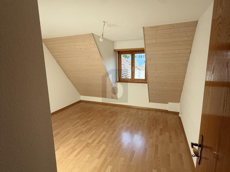 RESERVIERT (4)