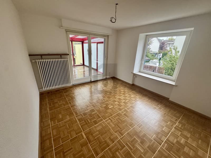 MIT WINTERGARTEN, GARAGE UND GARTEN! (2)