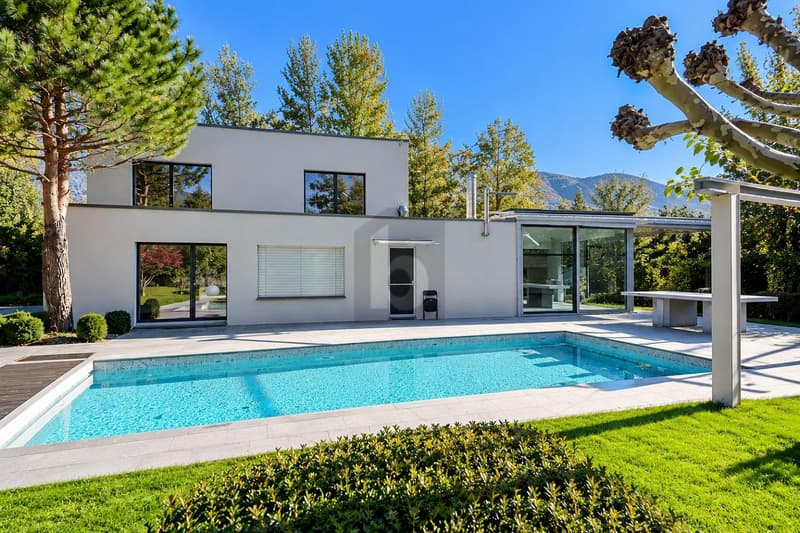 PROPRIÉTÉ EXCLUSIVE ET RARE (2)