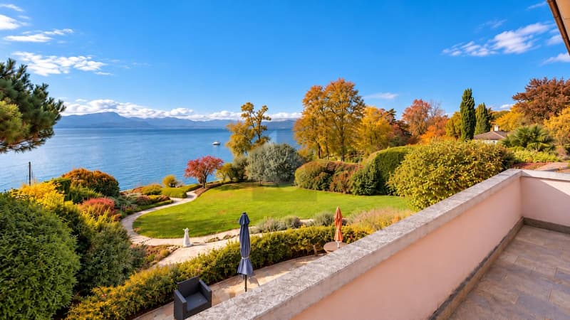 ULTRA EXCLUSIF AVEC ACCÈS DIRECT AU LAC (5)