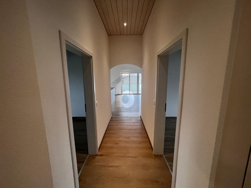VIEL PLATZ, ZWEI BALKONE UND HERRLICHE WEITSICHT (3)