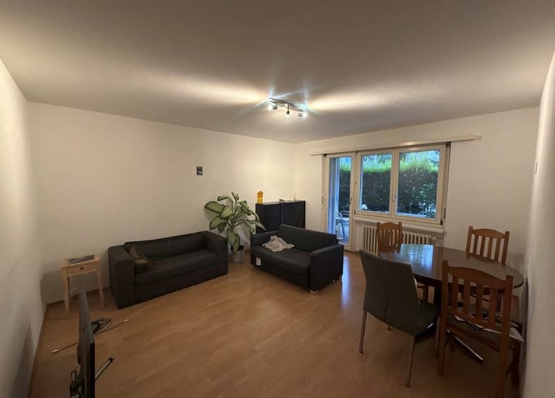 schöne 4 Zimmer Wohnung (3)