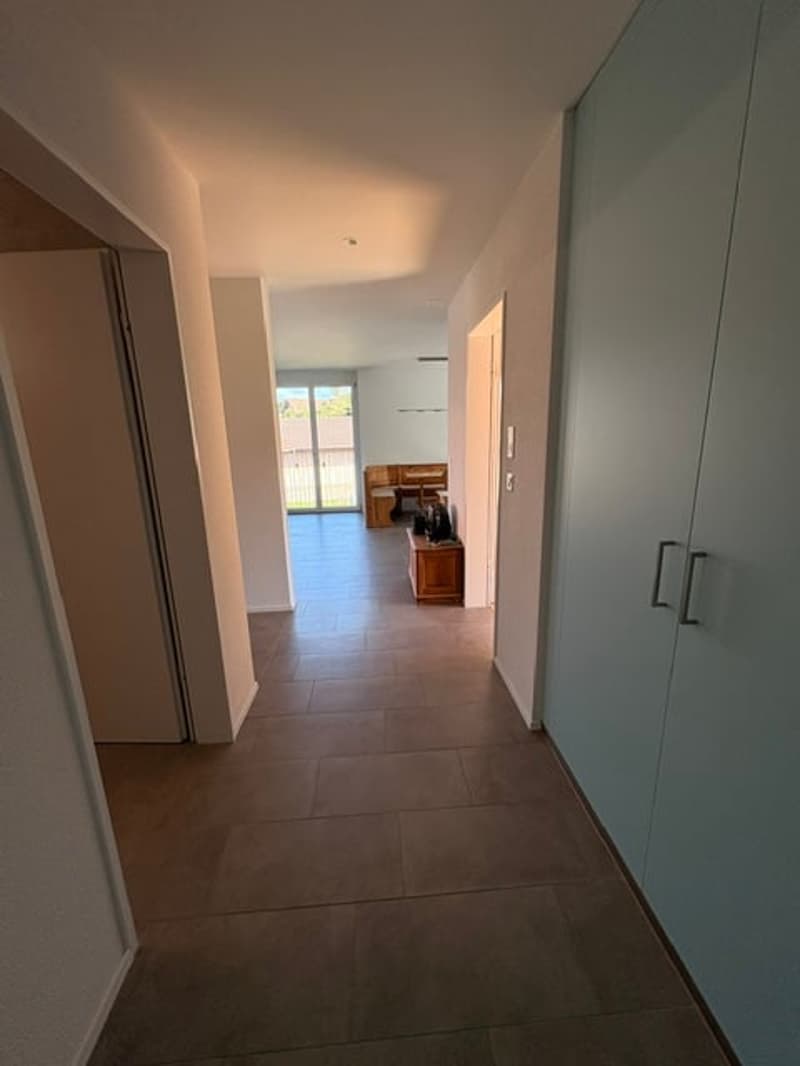 Moderne 3.5 Zimmer-Wohnung nach Eigentumsstandard (10)