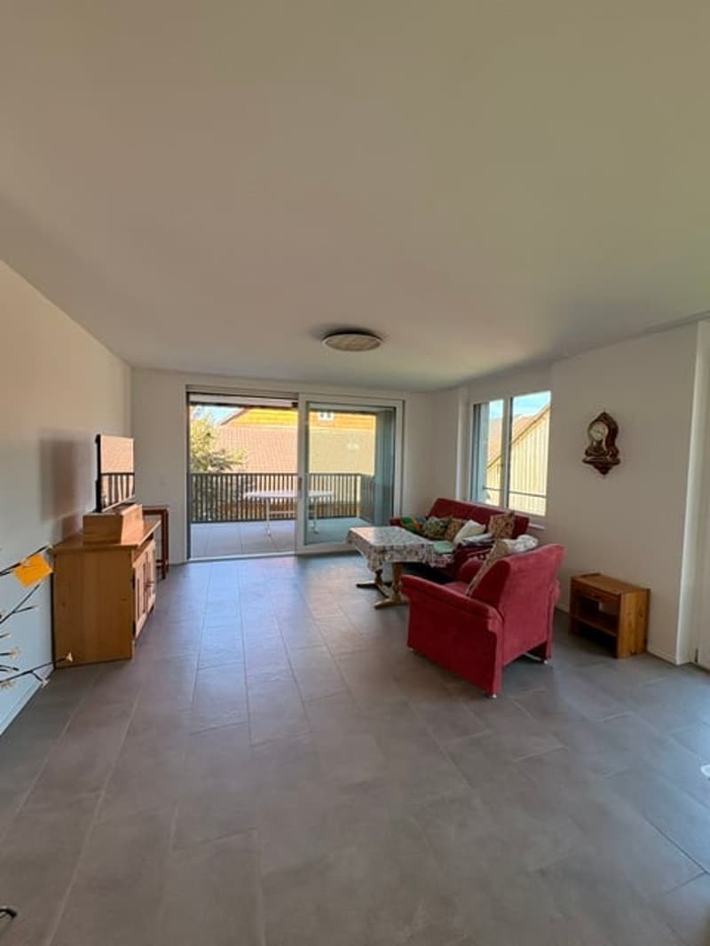 Moderne 3.5 Zimmer-Wohnung nach Eigentumsstandard (2)