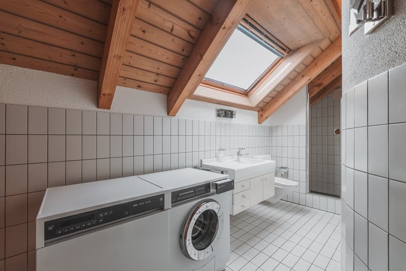 Leben wie im eigenen Haus - Dachwohnung mit Galerie (6)