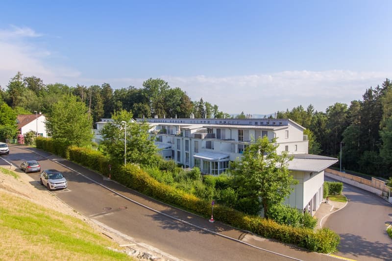 Helle 3.5-Zimmer-Wohnung mit Wintergarten und Gartensitzplatz in Gockhausen (1)