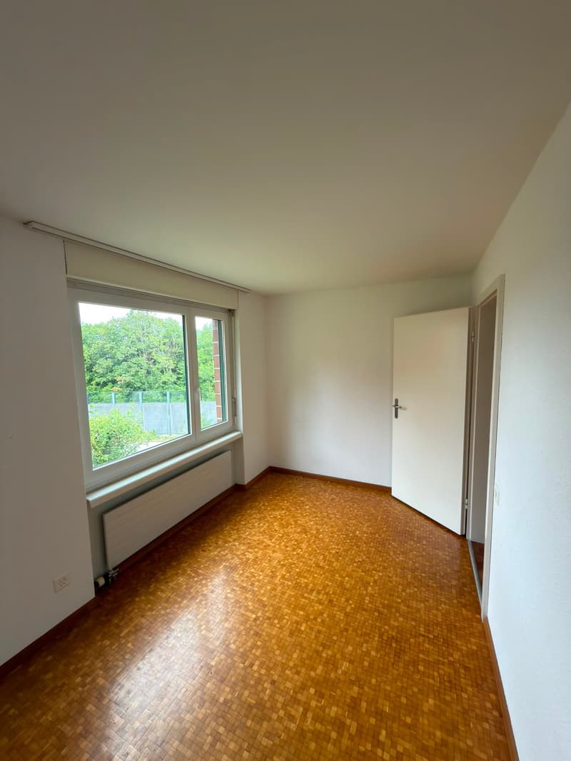 Sonnige 3-Zimmer-Wohnung mit Cheminée und Balkon in ruhiger Waldnähe (10)