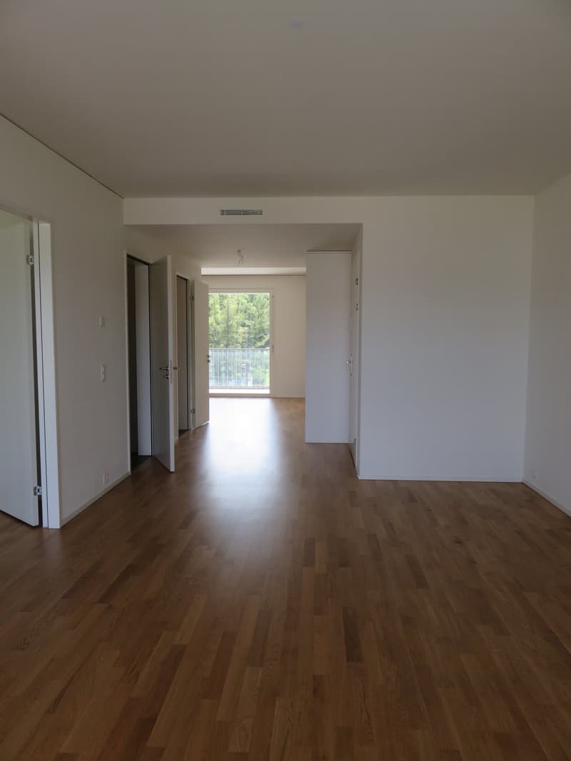 Schöne 3.5-Zimmer-Wohnung mit zwei Balkonen in familiärer Umgebung (3)