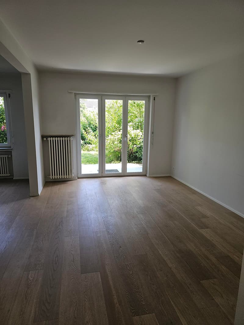 Befristet bis 30.09.2027 – Grosszügige 2.5-Zimmerwohnung mit Gartensitzplatz in Herrliberg (9)