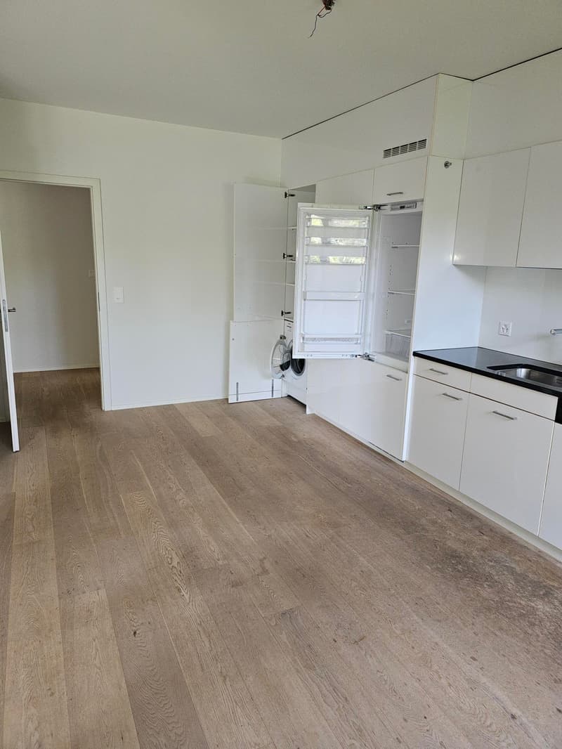 Befristet bis 30.09.2027 – Grosszügige 2.5-Zimmerwohnung mit Gartensitzplatz in Herrliberg (7)