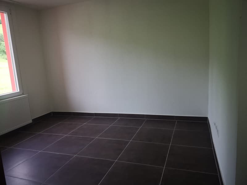 Charmante 2.5-Zimmer-Wohnung mit Balkon in Stein SG – ab April 2027 verfügbar (5)