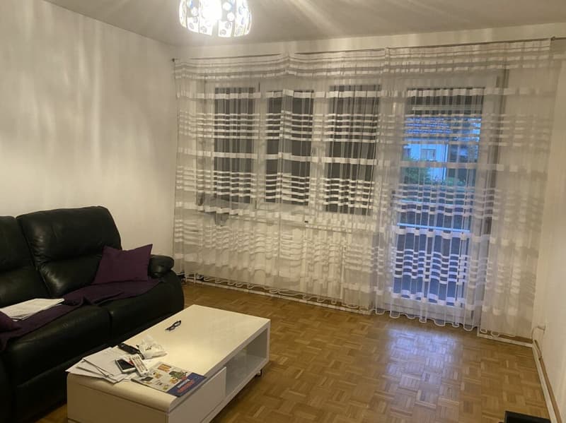 grosse 4 Zimmerwohnung (7)