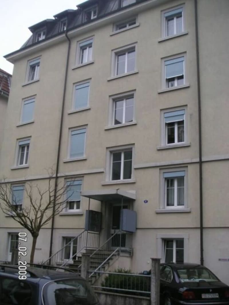 Grosse 4.5 Zimmerwohnung (1)